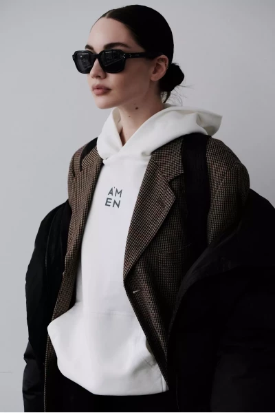 Тройка: Чёрная юбка и пиджак, белая рубашка